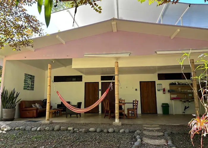 Puerto Viejo Club, Villas & Pool