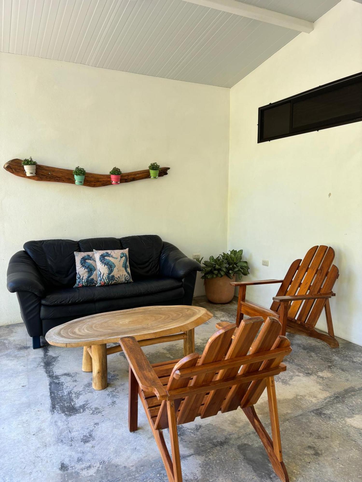 Puerto Viejo Club, & Pool *